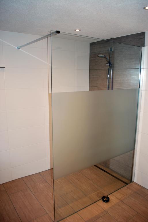 Ferienwohnung Nuener Grins Екстер'єр фото