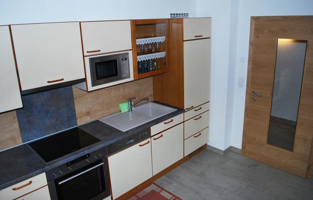 Ferienwohnung Nuener Grins Екстер'єр фото