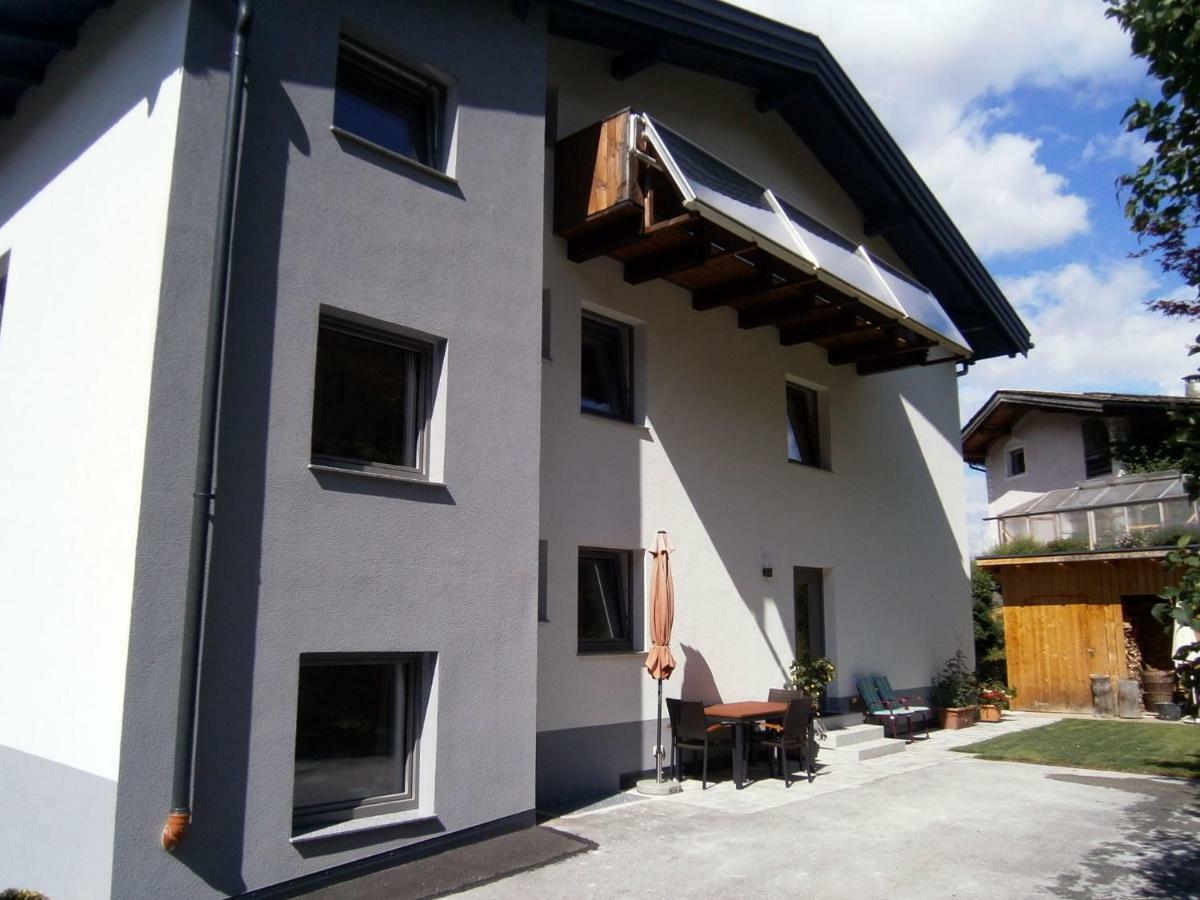 Ferienwohnung Nuener Grins Екстер'єр фото